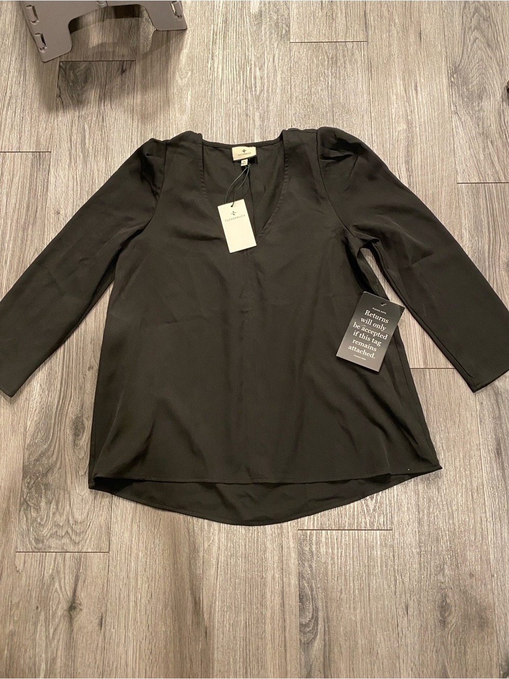 Tuckernuck Black V-Neck Three-Quarter Sleeve Blouse